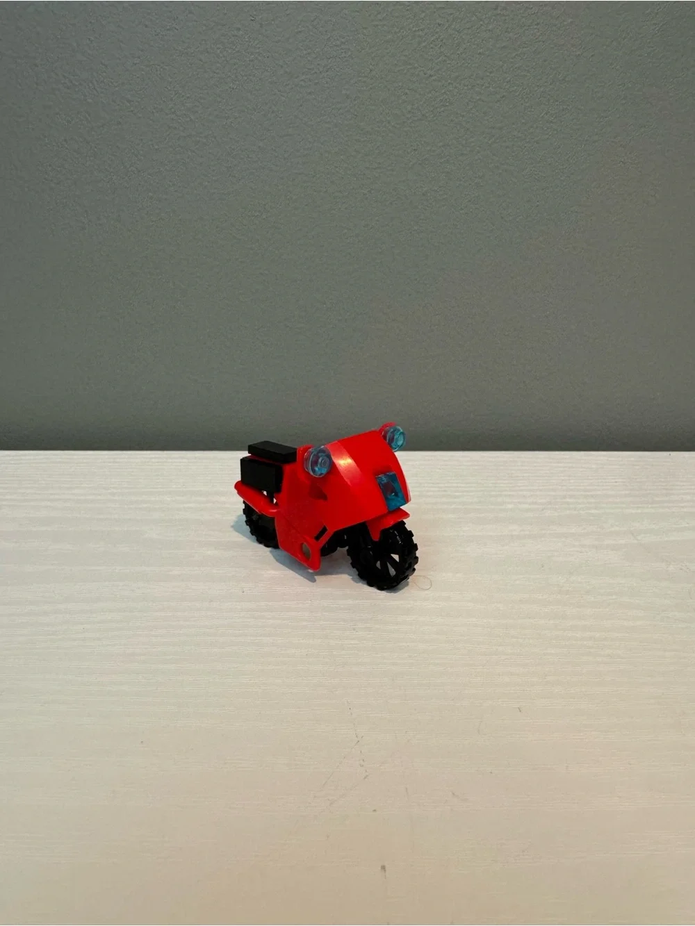 N/A bright red